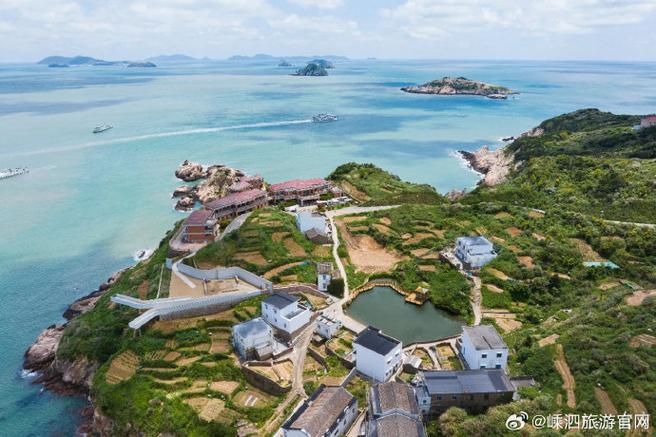 為了進(jìn)一步完善,花鳥島旅游服務(wù)設(shè)施